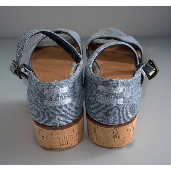 Toms Harper Wedge Sandals Women's Size 7.5 Denim And  strappy buckle denim shoes - Picture 4 of 5